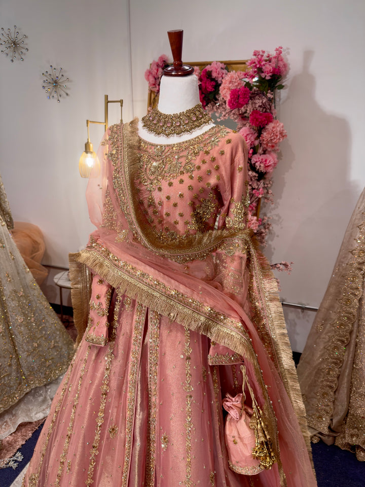 Hoor (pink version)