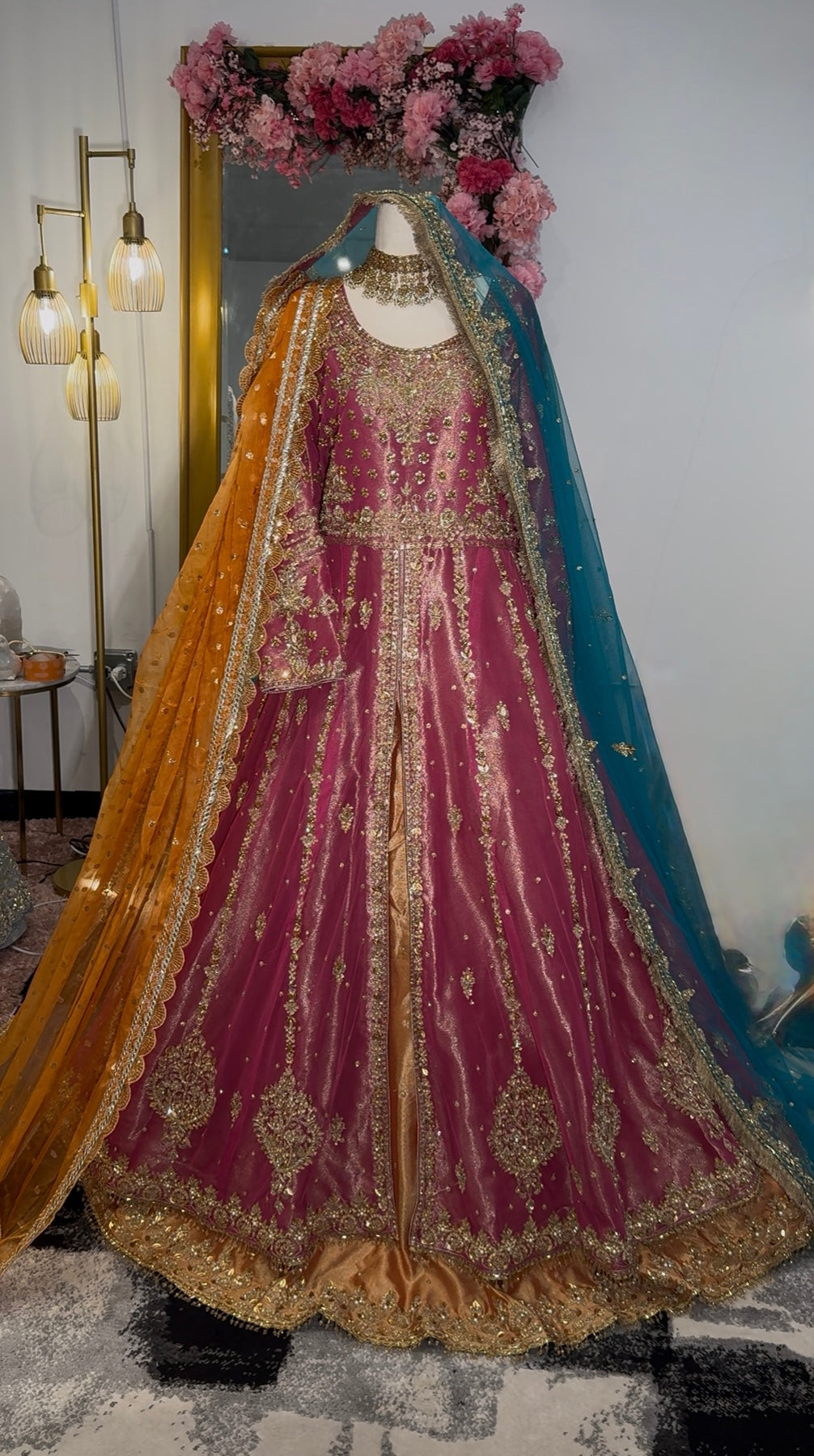 Hoor (mehendi edition)